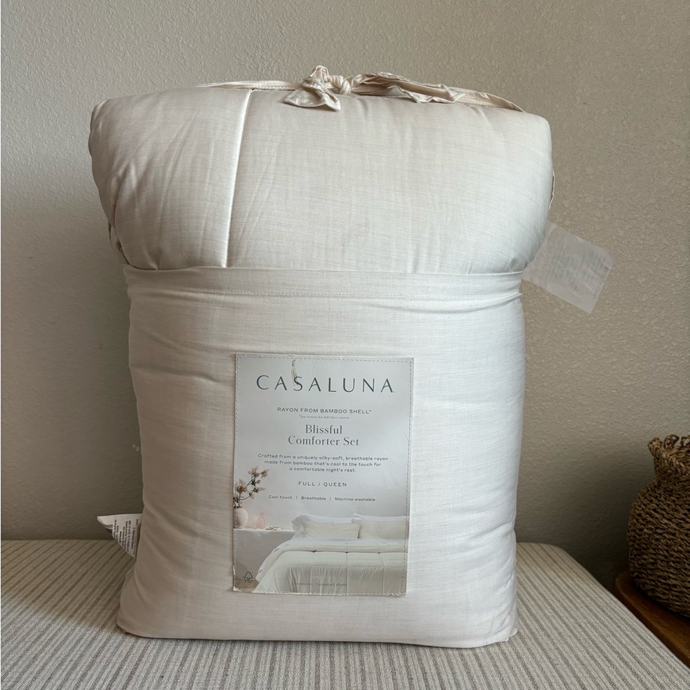 NWT Full/Queen Rayon from Bamboo Comforter Set Natural - Casaluna